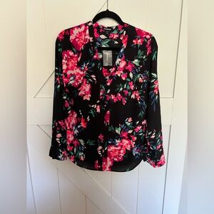 NWT, Express, Floral V Neck long sleeve blouse